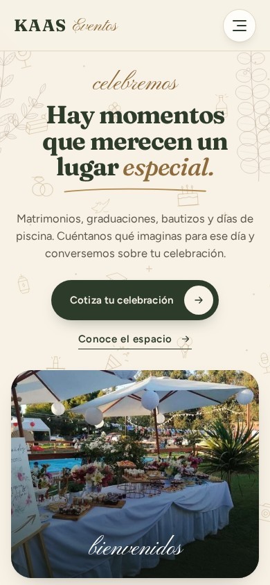 Portada de Kaas Eventos vista en un teléfono, con el botón «Cotiza tu celebración»